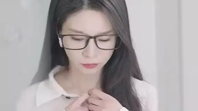 中年危机？《苟日的中年》：一部让你笑中带泪的现实主义喜剧！